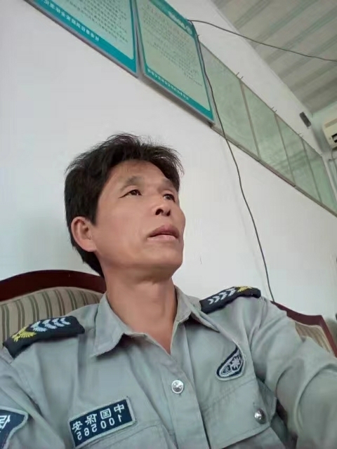 卧窗听雨的第一张照片--建宁交友网