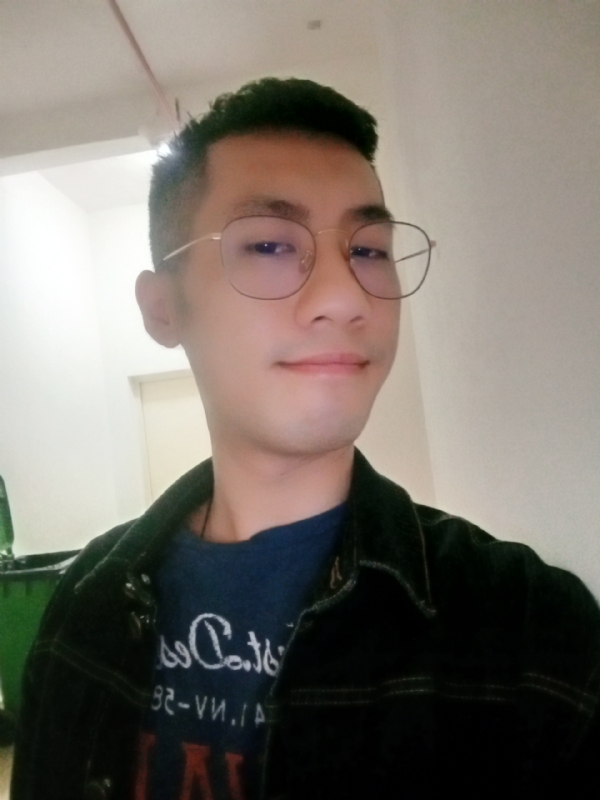 赫兹的第一张照片--建宁交友网