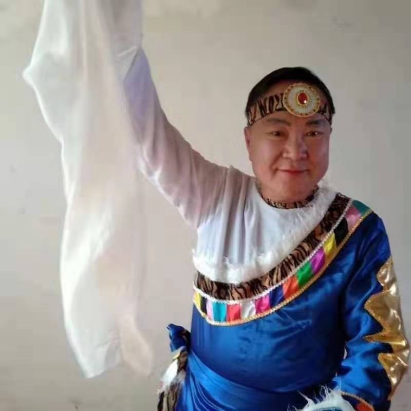 走在冷风中的第一张照片--建宁交友网
