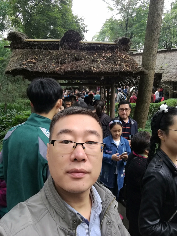 撑起一片天的第一张照片--建宁交友网