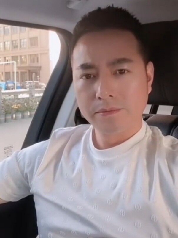 勿忘初心的第一张照片--建宁交友网