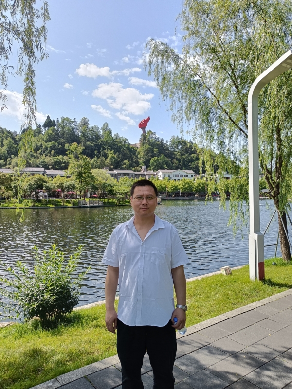 风雨相伴的第一张照片--建宁交友网