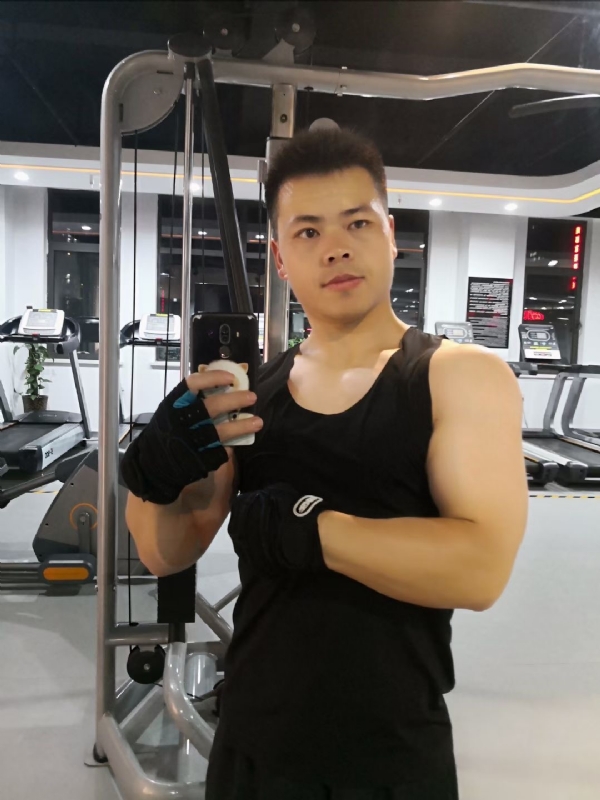 范迪塞尔的第二张照片--建宁交友网